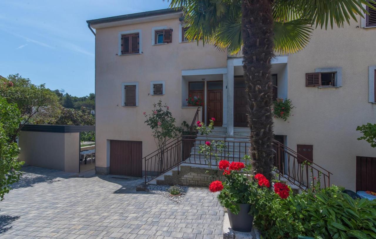 Apartment Vitamare Poreč Exteriör bild